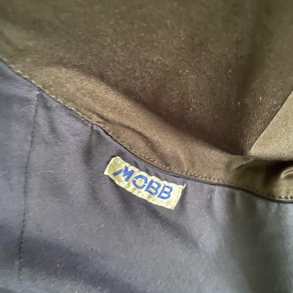 Scrubs - Picture 2 of 2